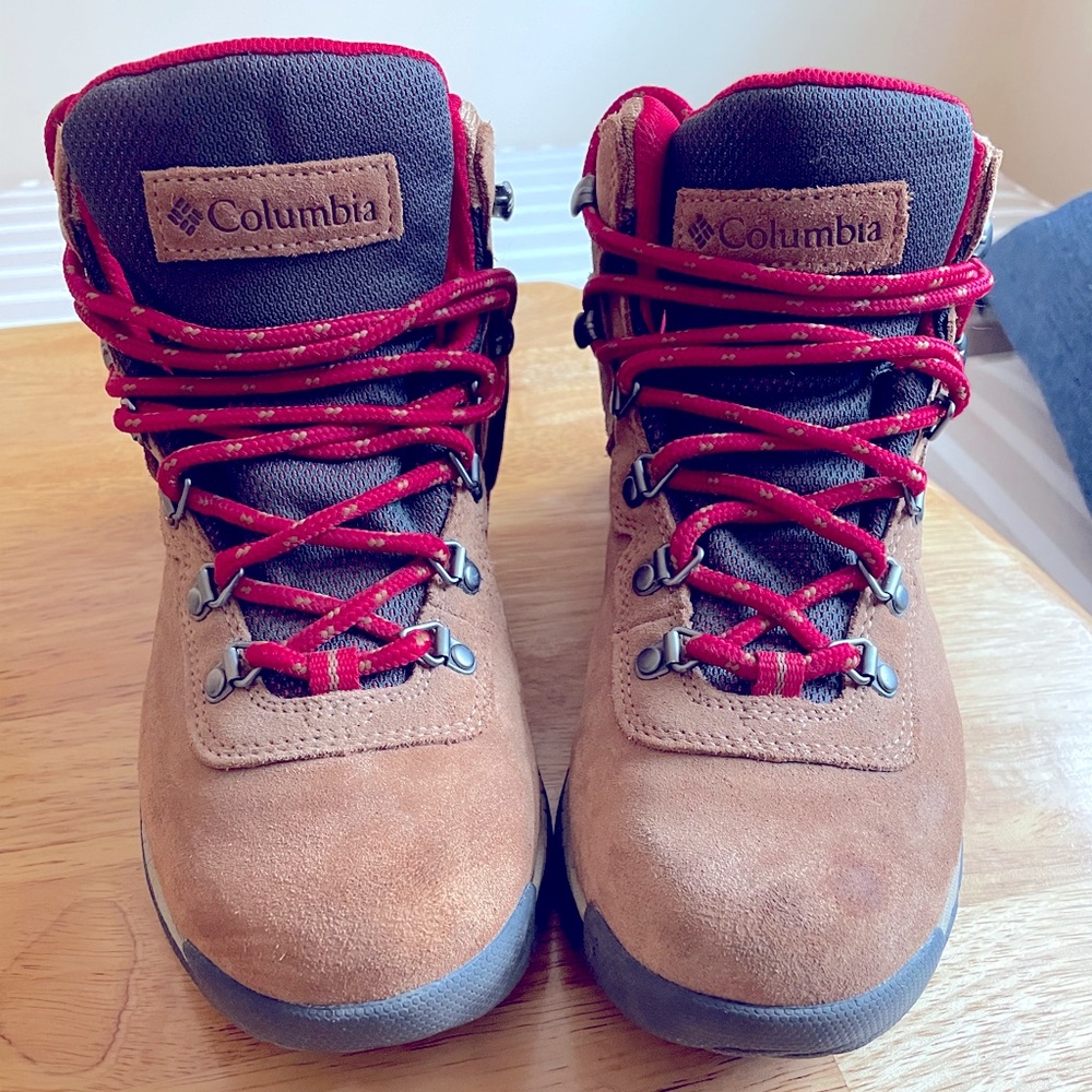 Women’s Columbia Waterproof Hiking Boots